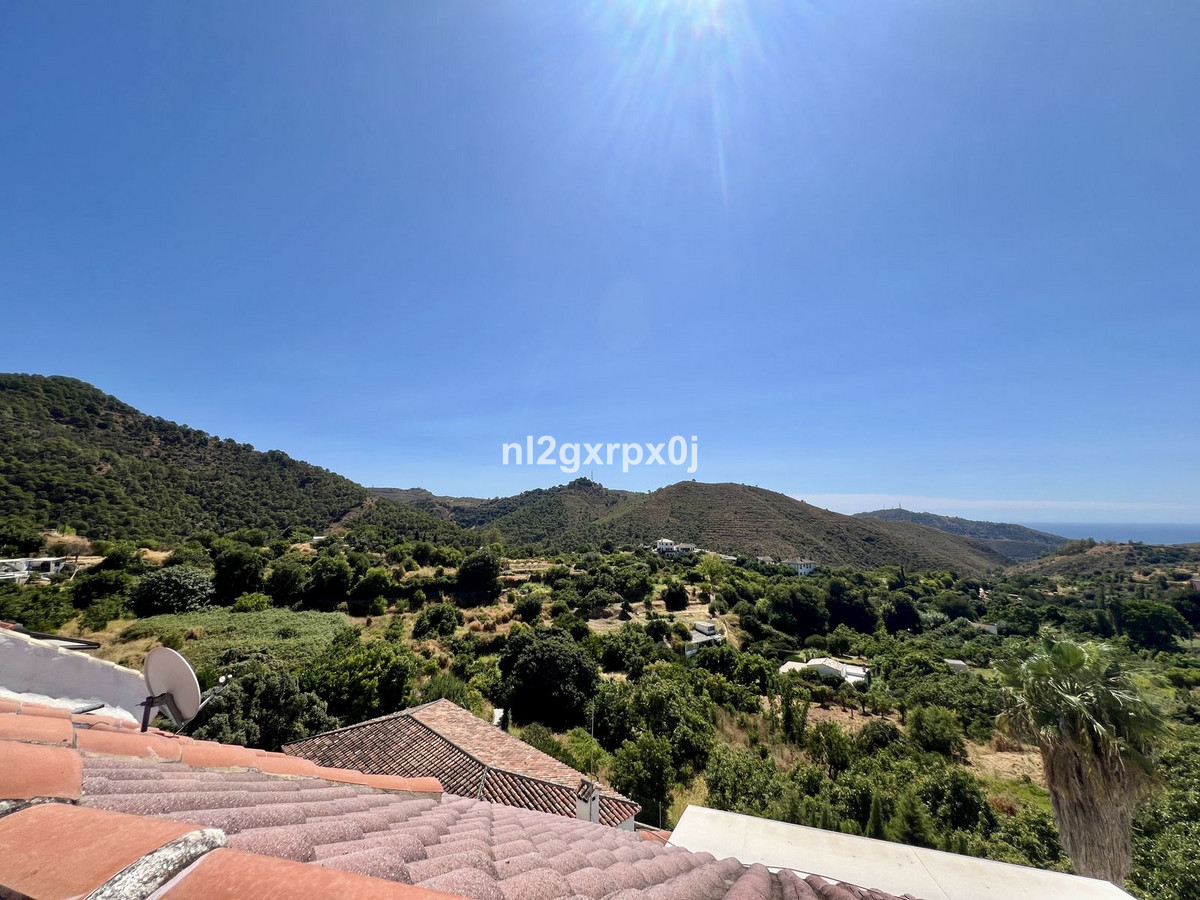 2 Bed Apartment for sale in Ojén Costa Del Sol, Málaga, Spain