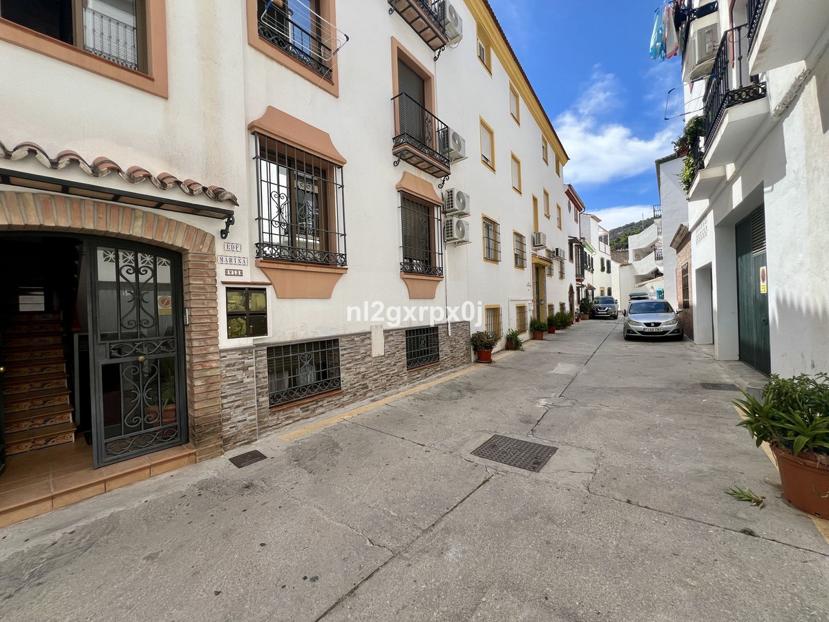 2 Bed Apartment for sale in Ojén Costa Del Sol, Málaga, Spain