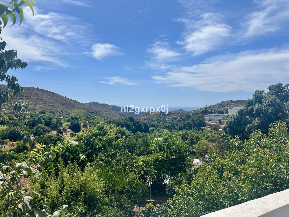 2 Bed Apartment for sale in Ojén Costa Del Sol, Málaga, Spain