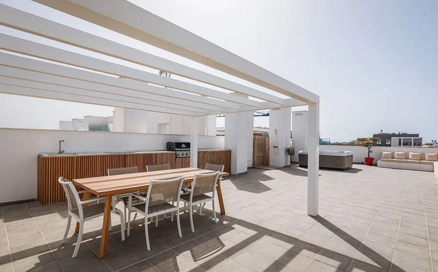 4 Bed Apartment for sale in San Pedro De Alcántara Costa Del Sol, Málaga, Spain