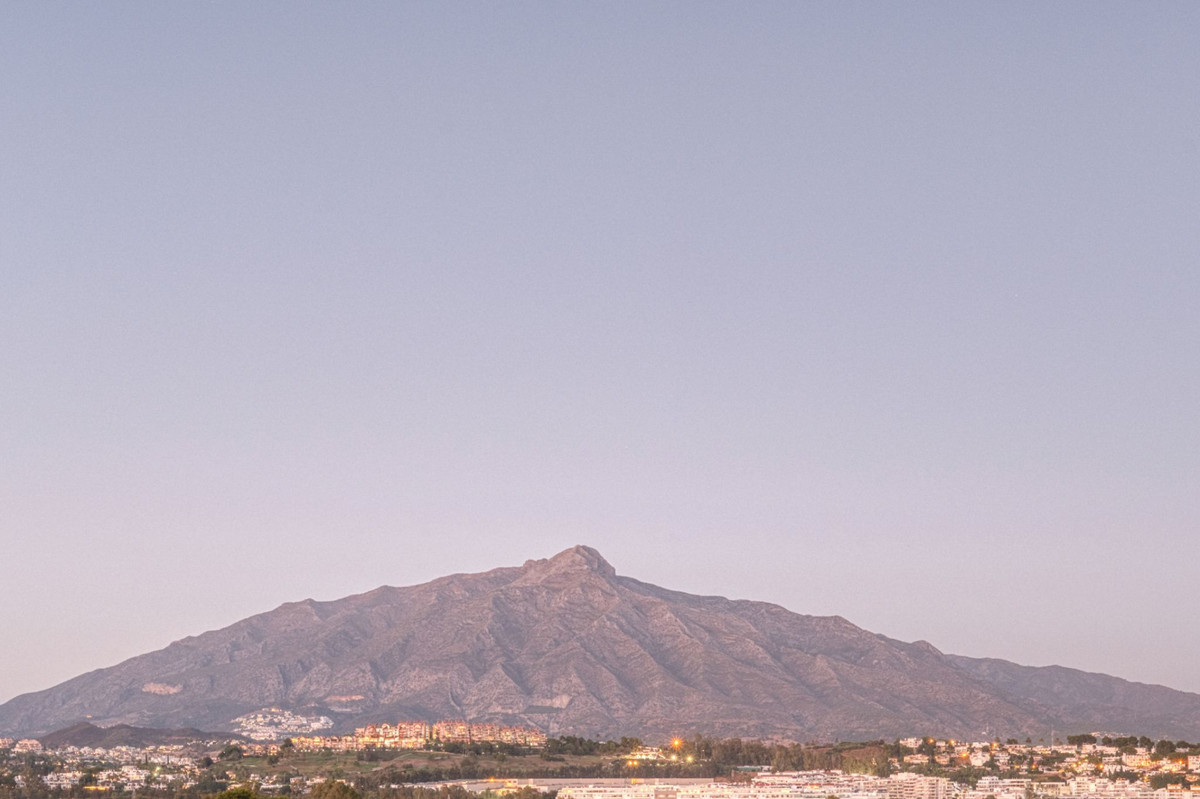 4 Bed Apartment for sale in San Pedro De Alcántara Costa Del Sol, Málaga, Spain