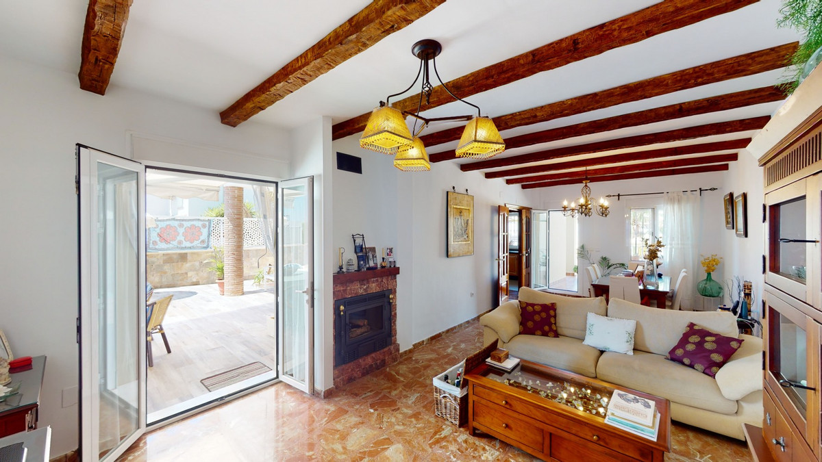 3 Bed Townhouse for sale in Torre Del Mar Costa Del Sol East, Málaga, Spain