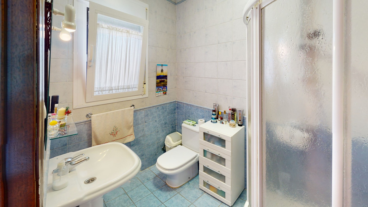 3 Bed Townhouse for sale in Torre Del Mar Costa Del Sol East, Málaga, Spain
