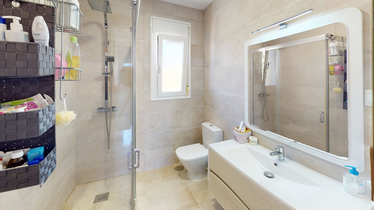 3 Bed Townhouse for sale in Torre Del Mar Costa Del Sol East, Málaga, Spain