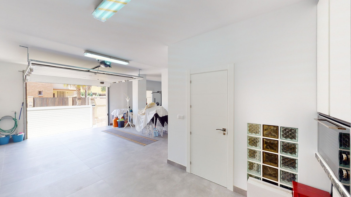 3 Bed Townhouse for sale in Torre Del Mar Costa Del Sol East, Málaga, Spain