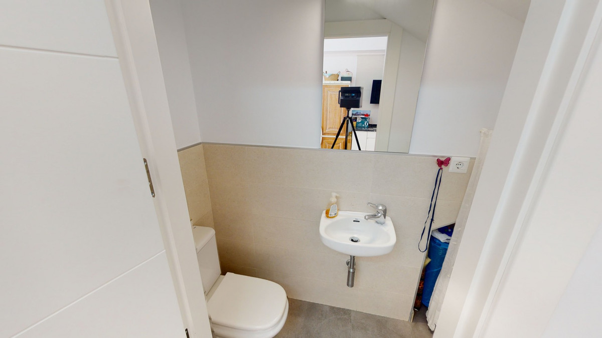 3 Bed Townhouse for sale in Torre Del Mar Costa Del Sol East, Málaga, Spain