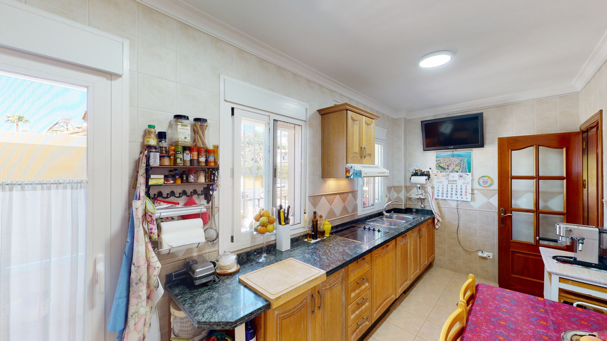 3 Bed Townhouse for sale in Torre Del Mar Costa Del Sol East, Málaga, Spain