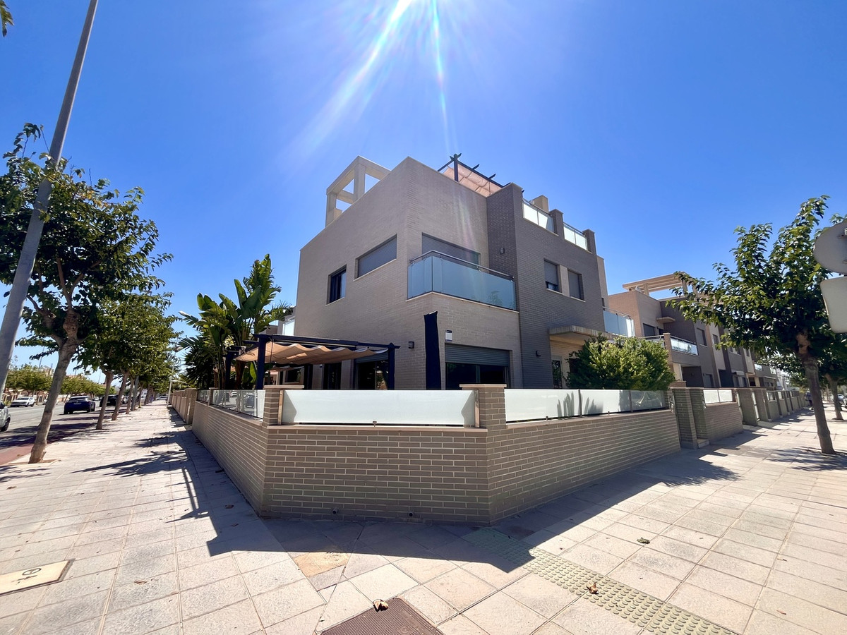 4 Bed Townhouse for sale in Torre De La Horadada Costa Blanca, Alicante, Spain