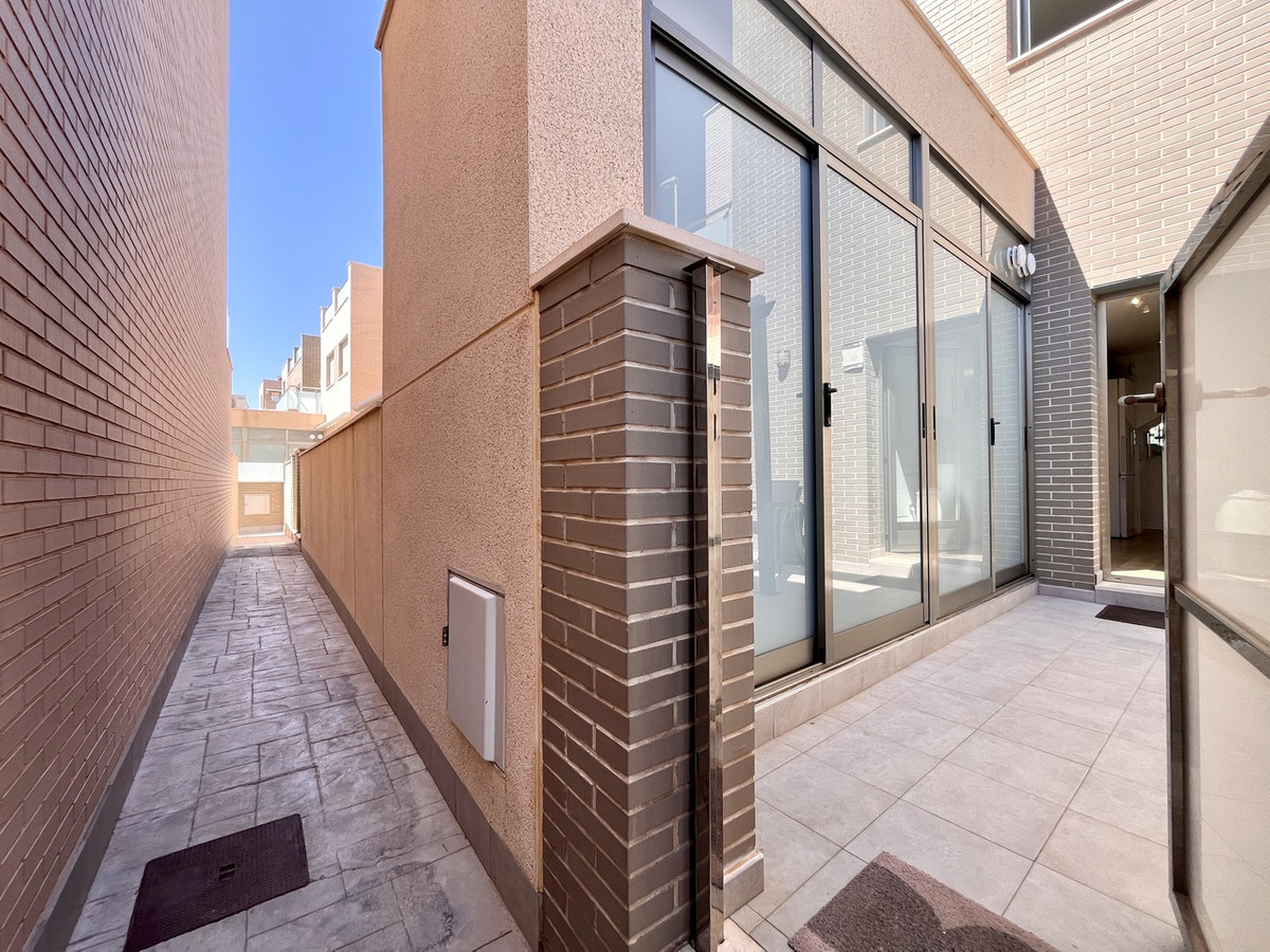 4 Bed Townhouse for sale in Torre De La Horadada Costa Blanca, Alicante, Spain