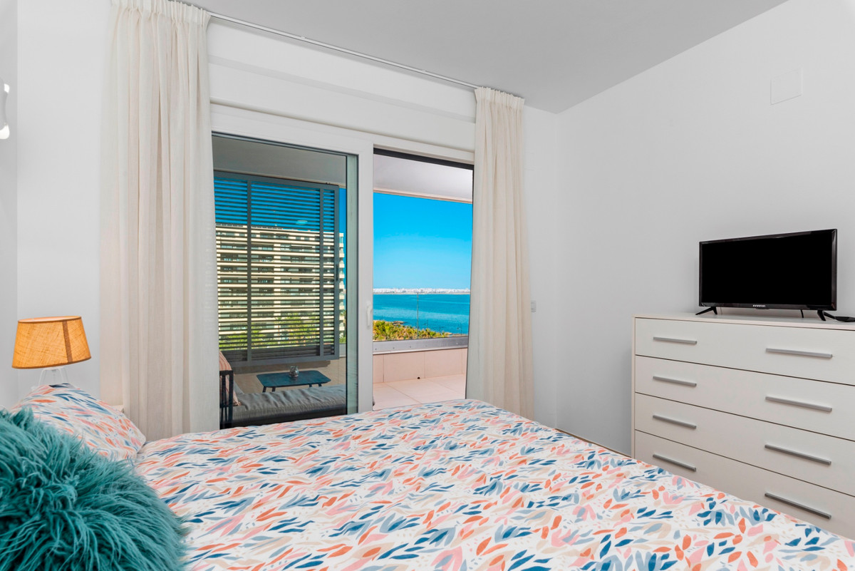 Se vende Apartamento Planta Media de 2 dormitorios en Costa Blanca, Alicante, España
