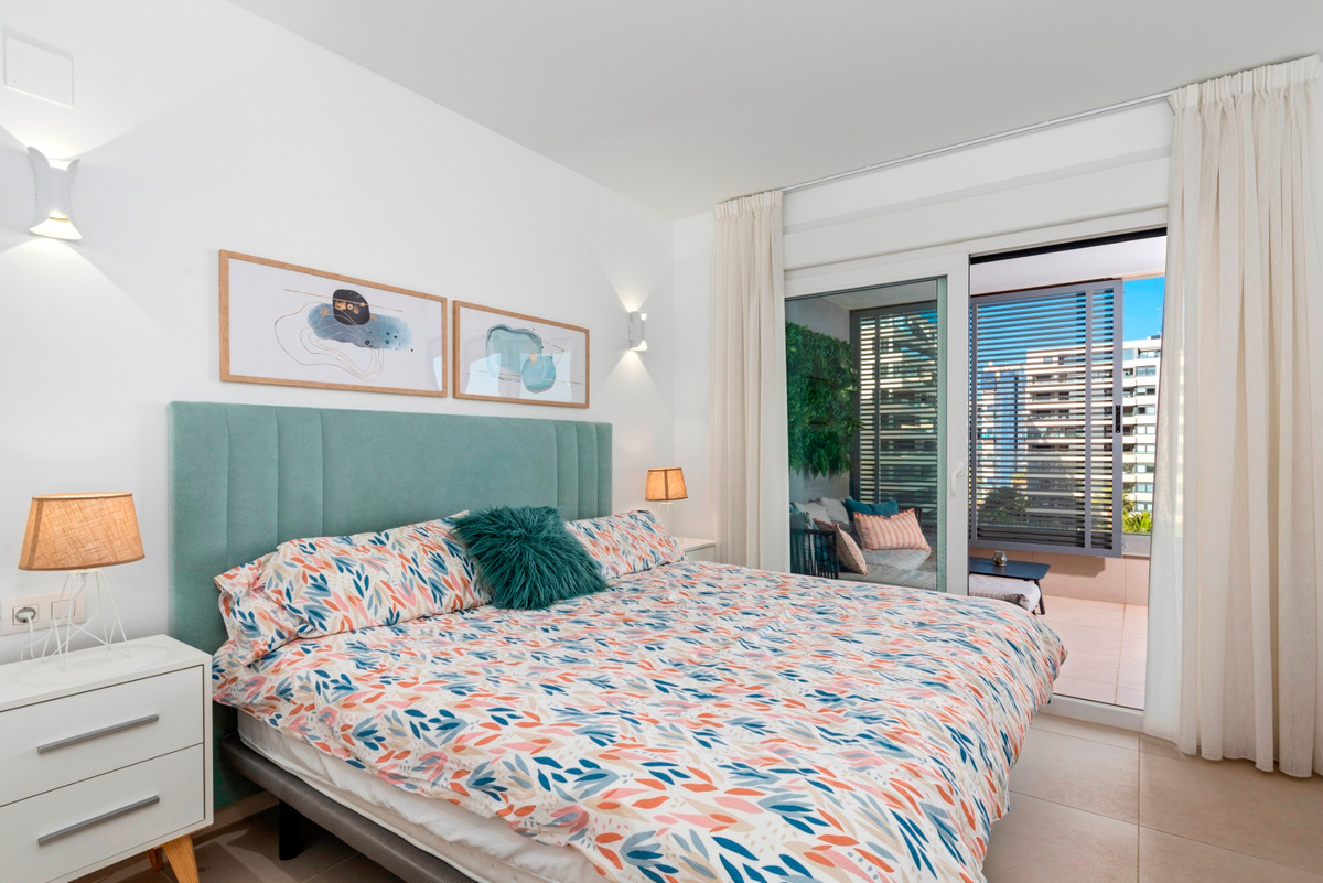 Se vende Apartamento Planta Media de 2 dormitorios en Costa Blanca, Alicante, España
