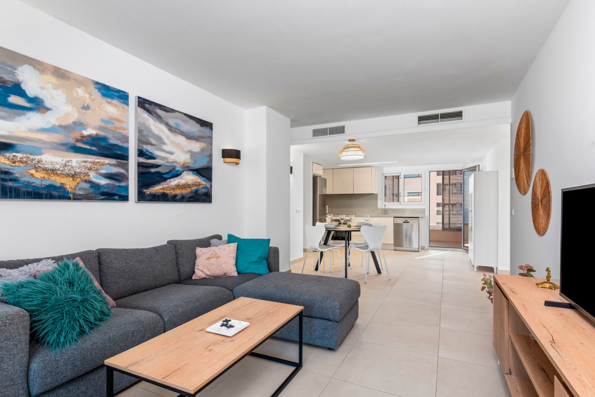 Se vende Apartamento Planta Media de 2 dormitorios en Costa Blanca, Alicante, España