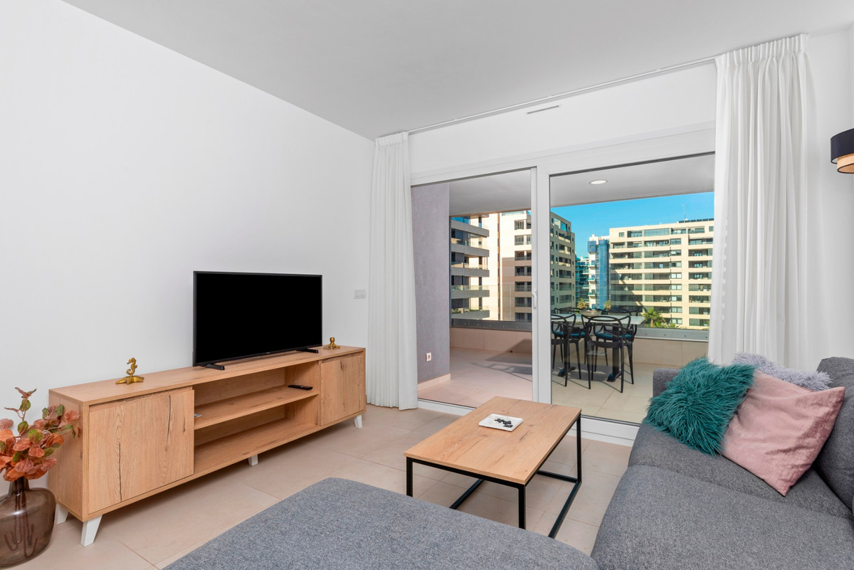 Se vende Apartamento Planta Media de 2 dormitorios en Costa Blanca, Alicante, España