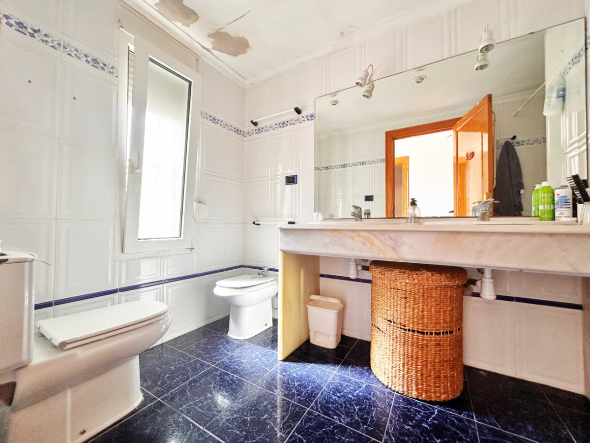 5 Bed Townhouse for sale in Denia Costa Blanca, Alicante, Spain