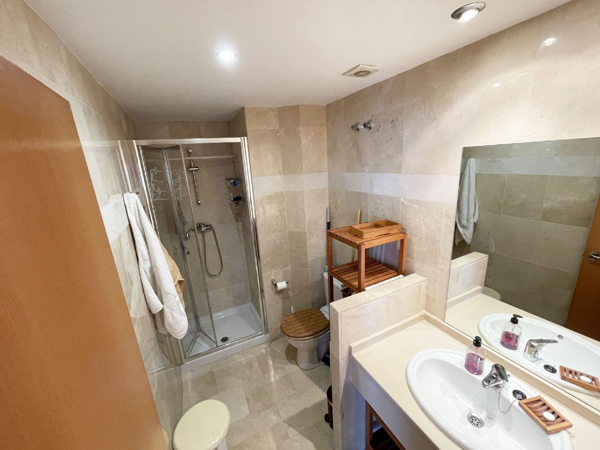 Se vende Apartamento Planta Media de 1 dormitorios en Costa Blanca, Alicante, España