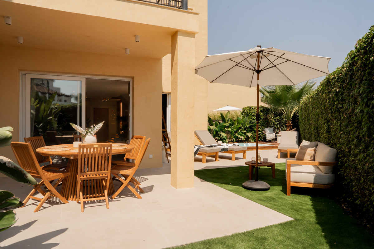 4 Bed Townhouse for sale in Puerto Banús Costa Del Sol, Málaga, Spain