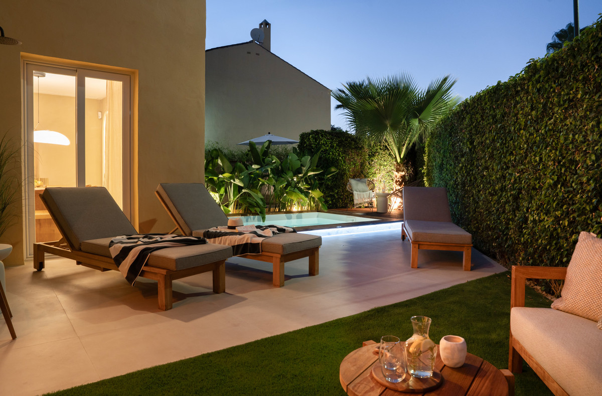 4 Bed Townhouse for sale in Puerto Banús Costa Del Sol, Málaga, Spain