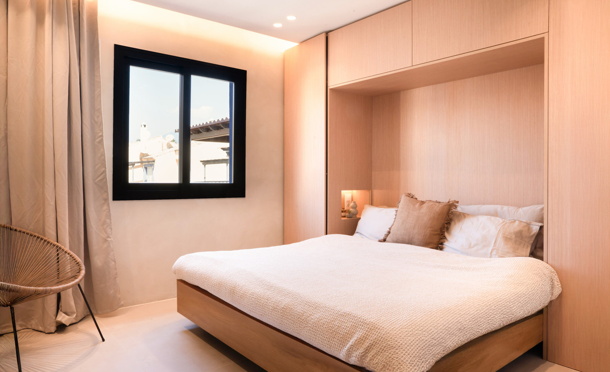 4 Bed Townhouse for sale in Puerto Banús Costa Del Sol, Málaga, Spain