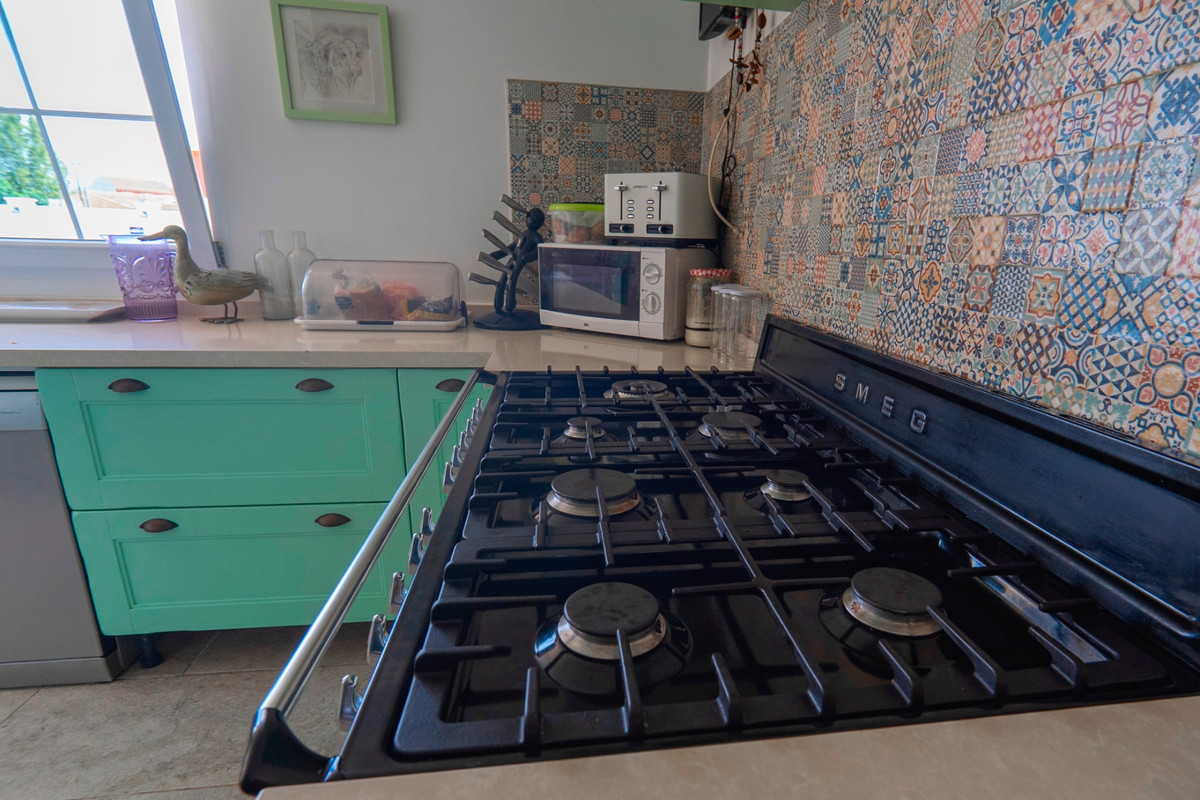 Se vende Villa - Chalet de 6 dormitorios en Costa Blanca, Alicante, España