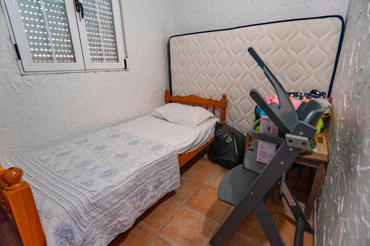 Se vende Villa - Chalet de 6 dormitorios en Costa Blanca, Alicante, España