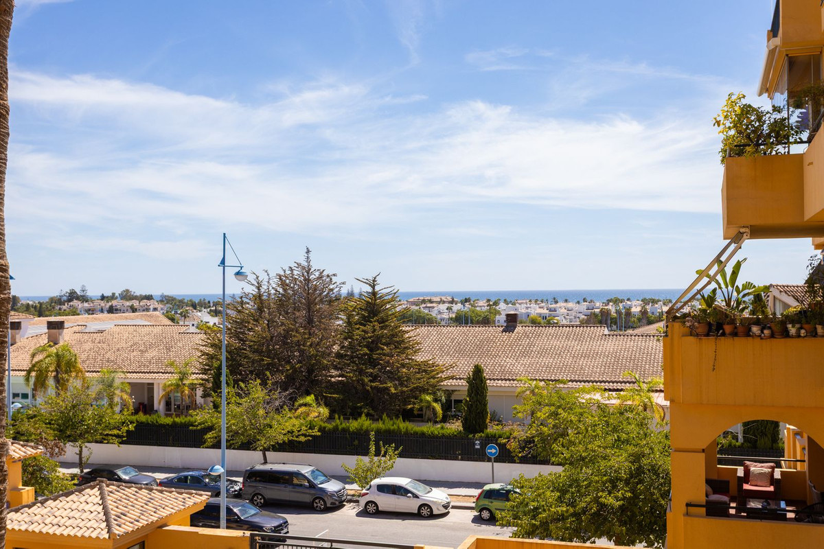 Se vende Apartamento Planta Media de 2 dormitorios en Costa Del Sol, Málaga, España