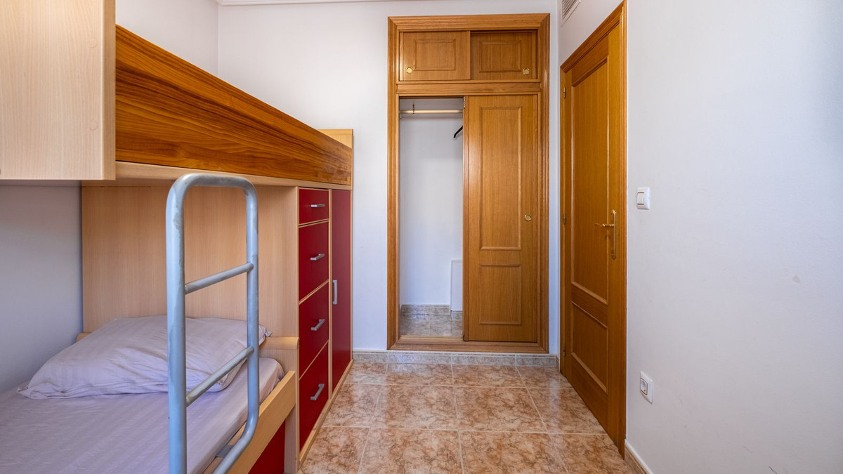 Se vende Apartamento Planta Baja de 2 dormitorios en Costa Blanca, Alicante, España