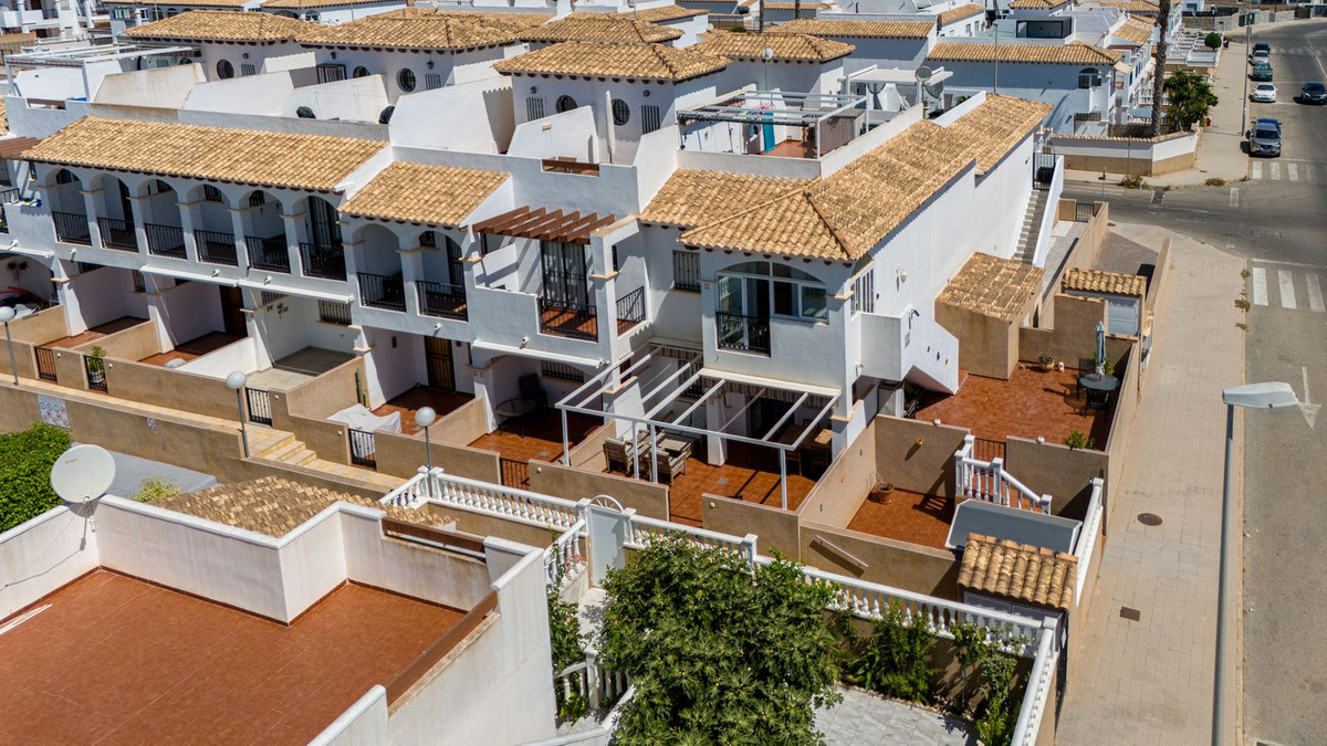 Se vende Apartamento Planta Baja de 2 dormitorios en Costa Blanca, Alicante, España