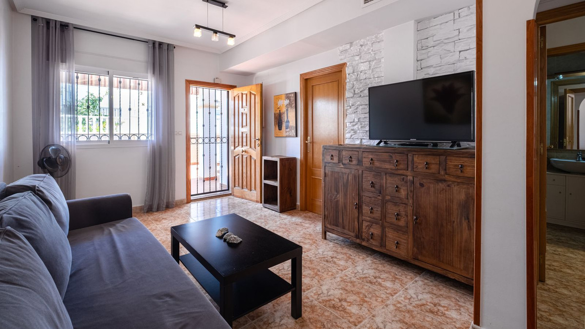 Se vende Apartamento Planta Baja de 2 dormitorios en Costa Blanca, Alicante, España
