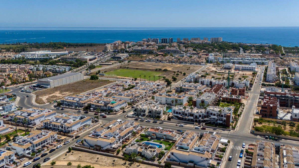 Se vende Apartamento Planta Baja de 2 dormitorios en Costa Blanca, Alicante, España