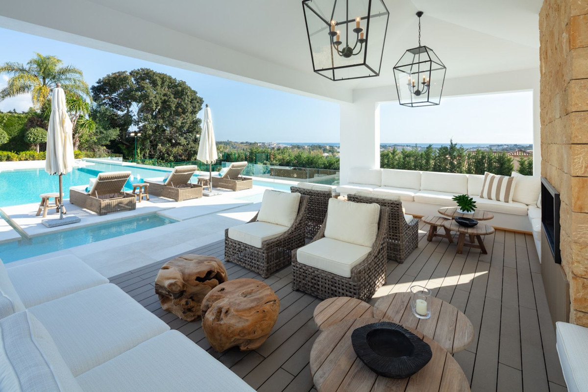 5 Bed Townhouse for sale in Marbella Costa Del Sol, Málaga, Spain