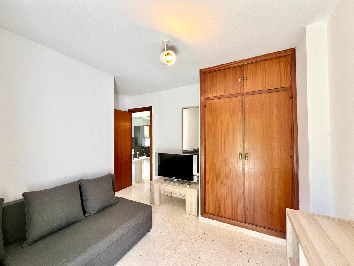 Se vende Apartamento en Planta Última de 3 dormitorios en Costa Del Sol, Málaga, España
