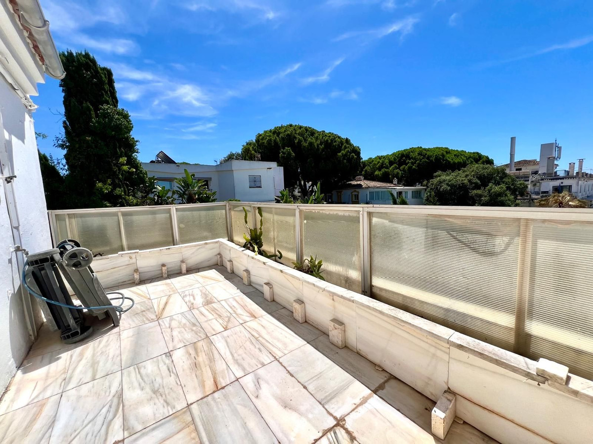 Se vende Apartamento en Planta Última de 3 dormitorios en Costa Del Sol, Málaga, España