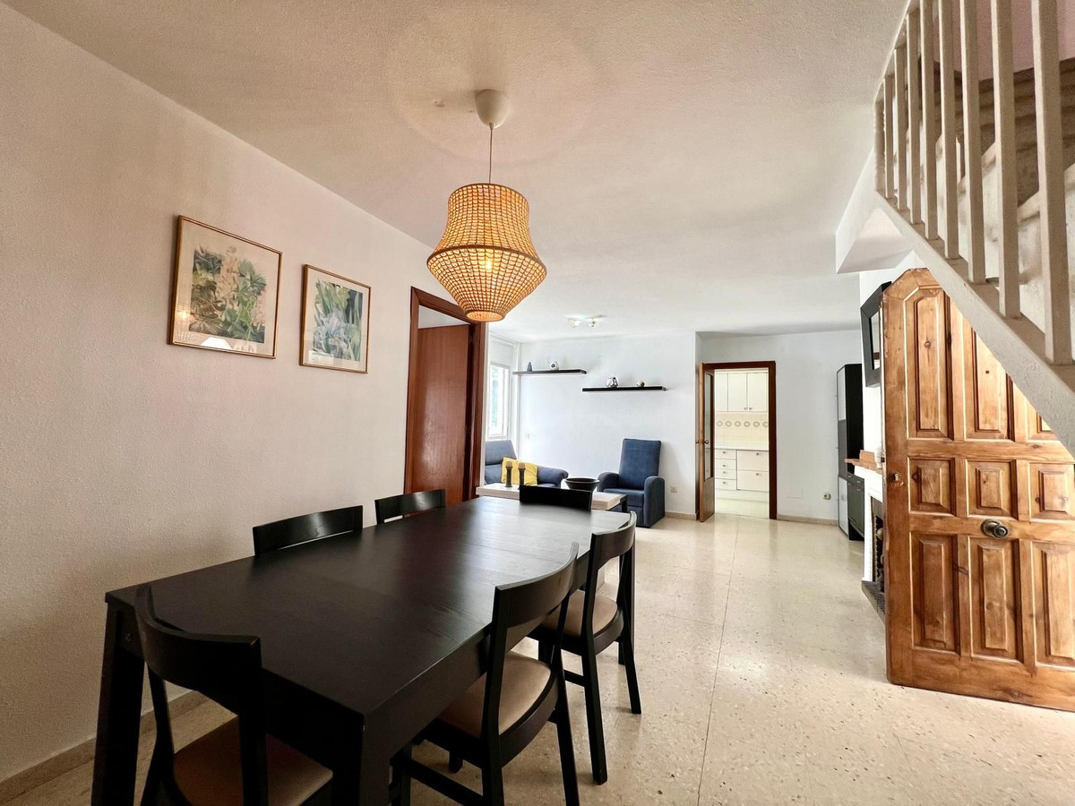 Se vende Apartamento en Planta Última de 3 dormitorios en Costa Del Sol, Málaga, España