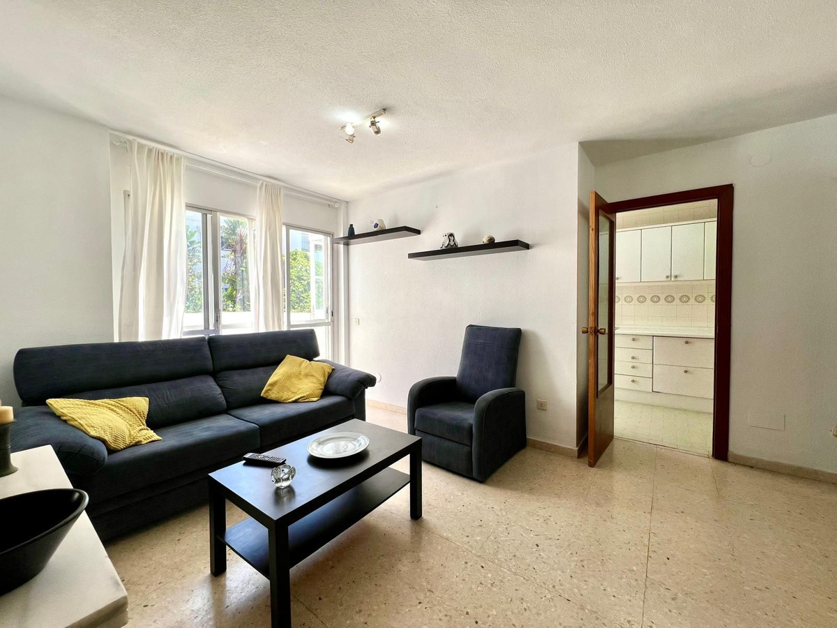 Se vende Apartamento en Planta Última de 3 dormitorios en Costa Del Sol, Málaga, España
