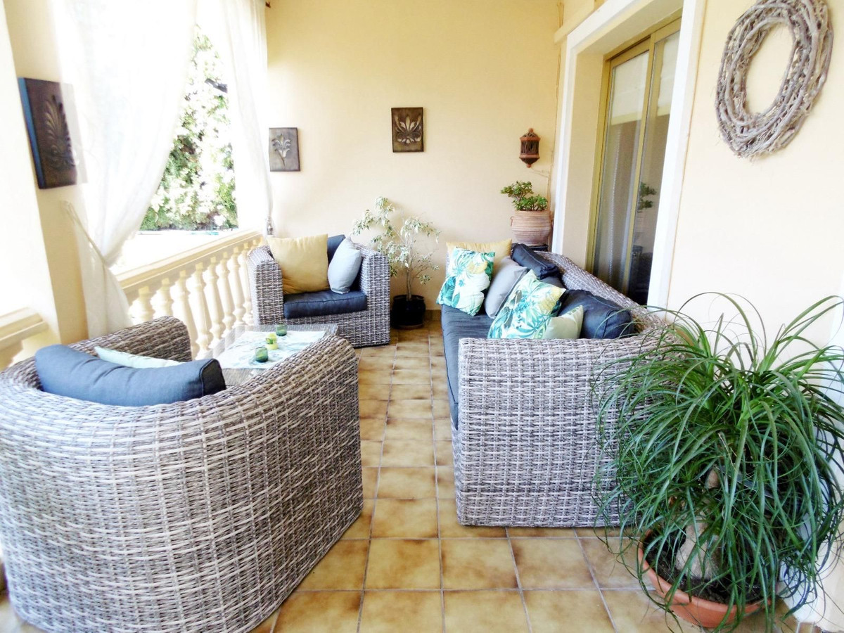 4 Bed Townhouse for sale in Sierrezuela Costa Del Sol, Málaga, Spain