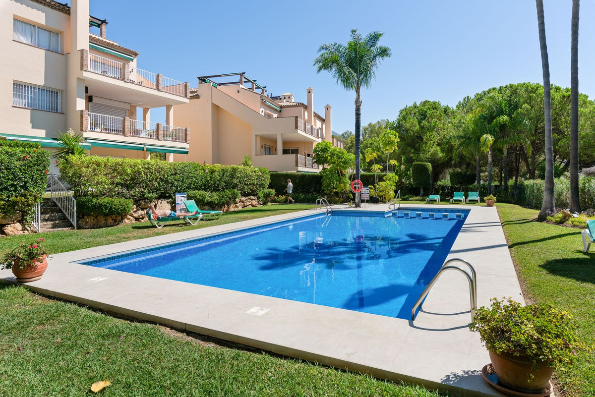 3 Bed Apartment for sale in Nueva Andalucía Costa Del Sol, Málaga, Spain