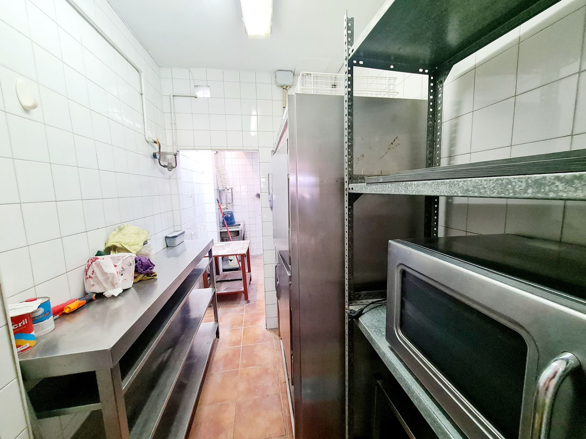 Commercial unit for sale in Marbella Costa Del Sol, Málaga, Spain