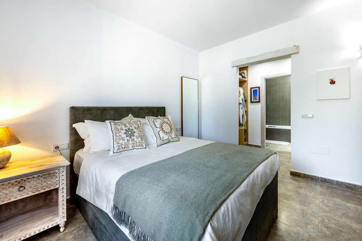 4 Bed Townhouse for sale in Alhaurín El Grande Costa Del Sol, Málaga, Spain