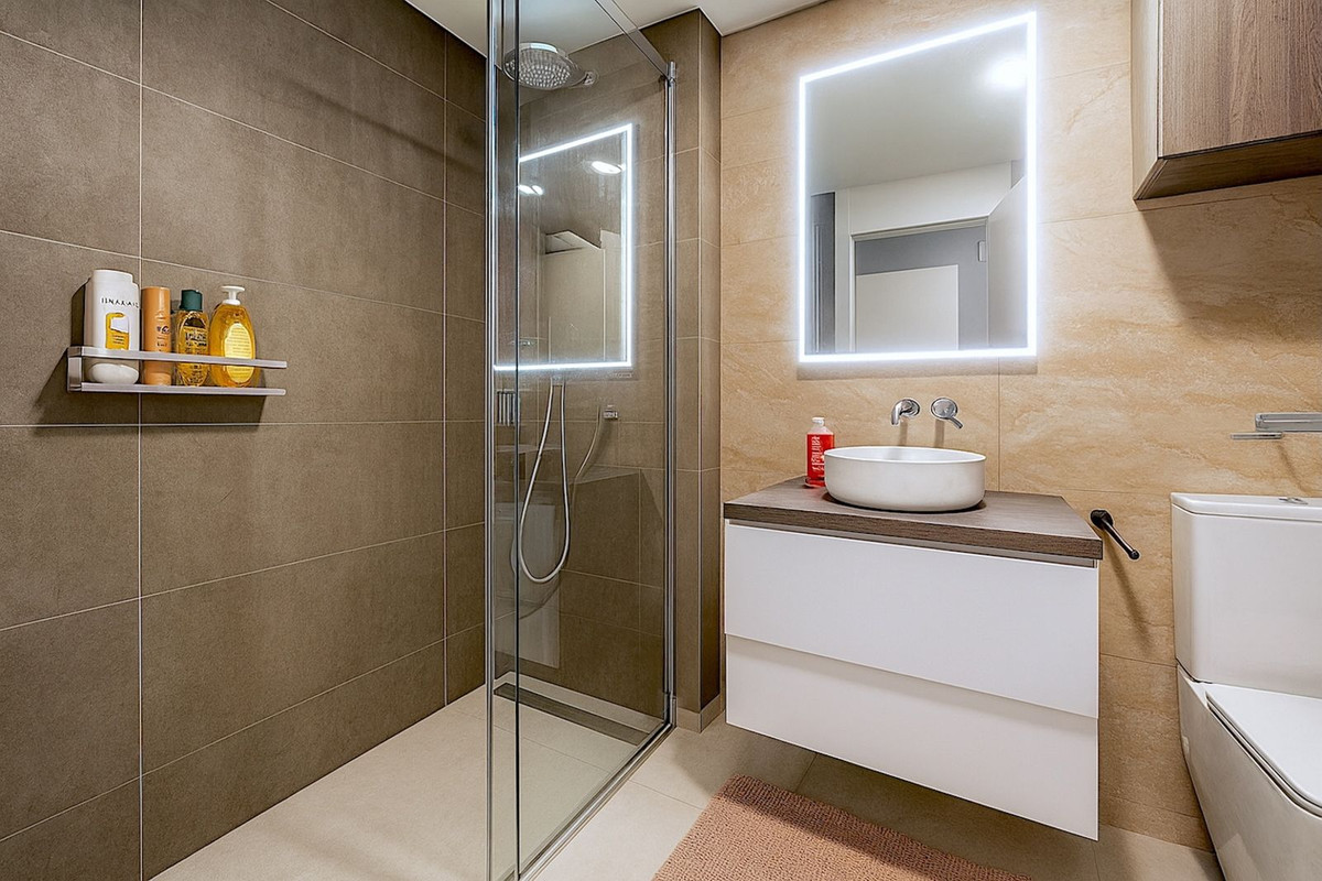 3 Bed Apartment for sale in Calanova Golf Costa Del Sol, Málaga, Spain