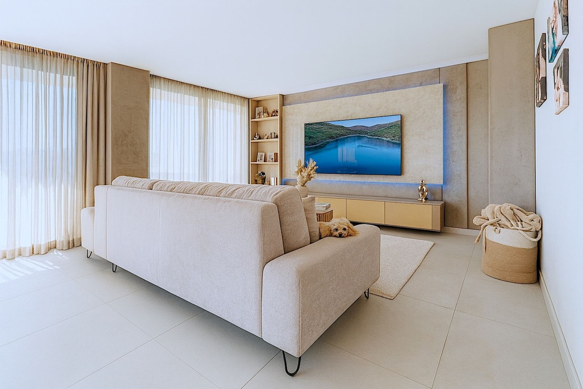 3 Bed Apartment for sale in Calanova Golf Costa Del Sol, Málaga, Spain