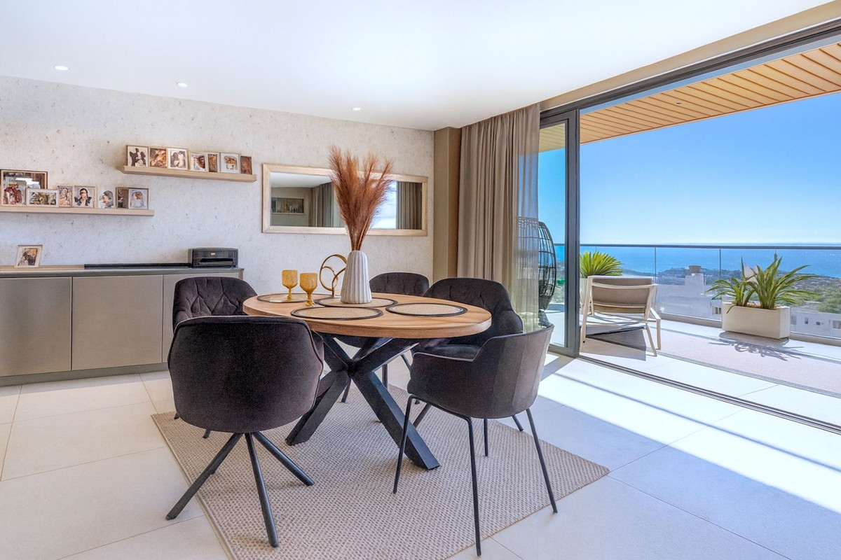 3 Bed Apartment for sale in Calanova Golf Costa Del Sol, Málaga, Spain