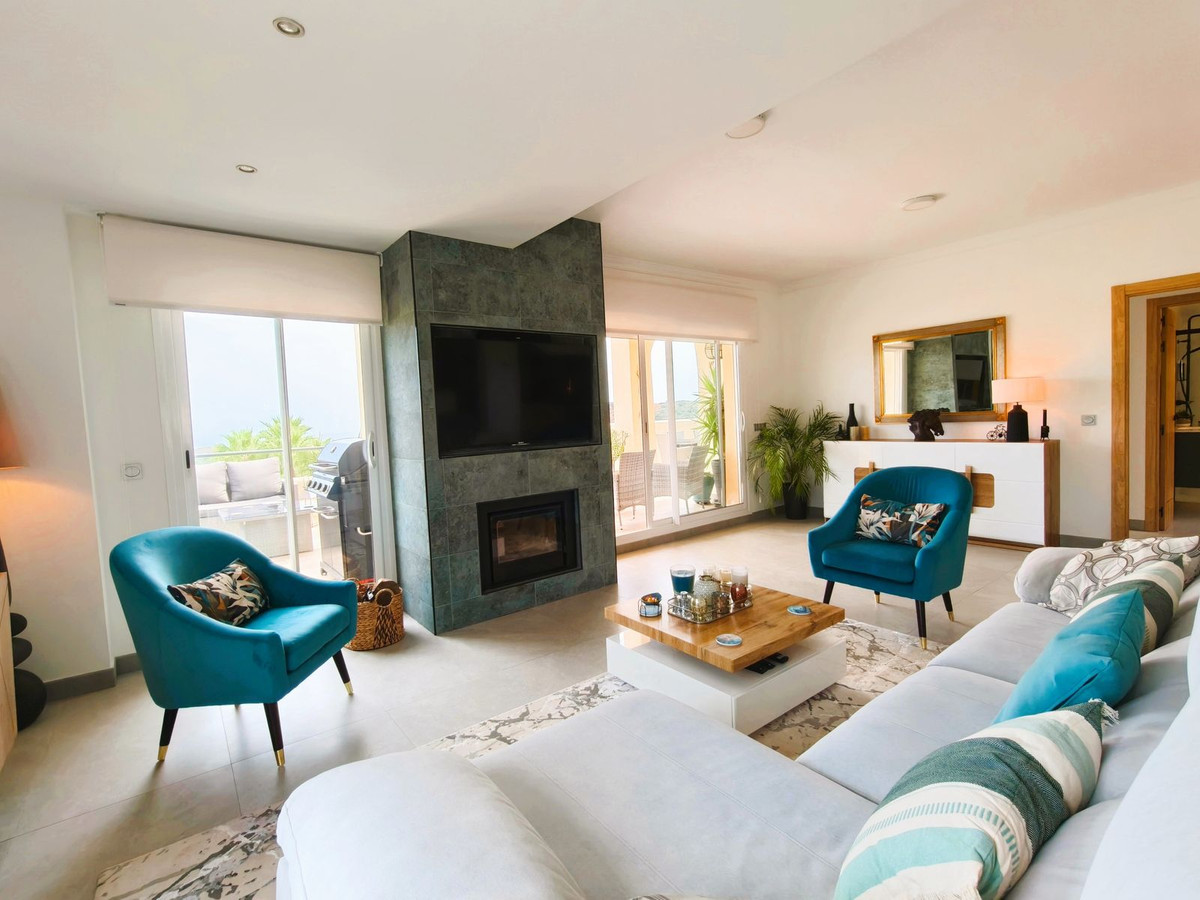 Se vende Ático Dúplex de 3 dormitorios en Costa Del Sol, Cadiz, España