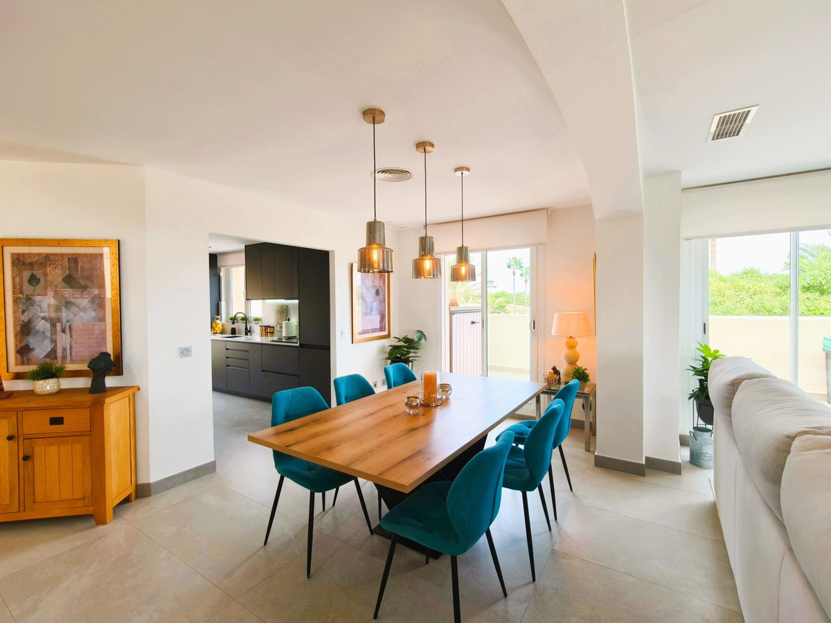 Se vende Ático Dúplex de 3 dormitorios en Costa Del Sol, Cadiz, España