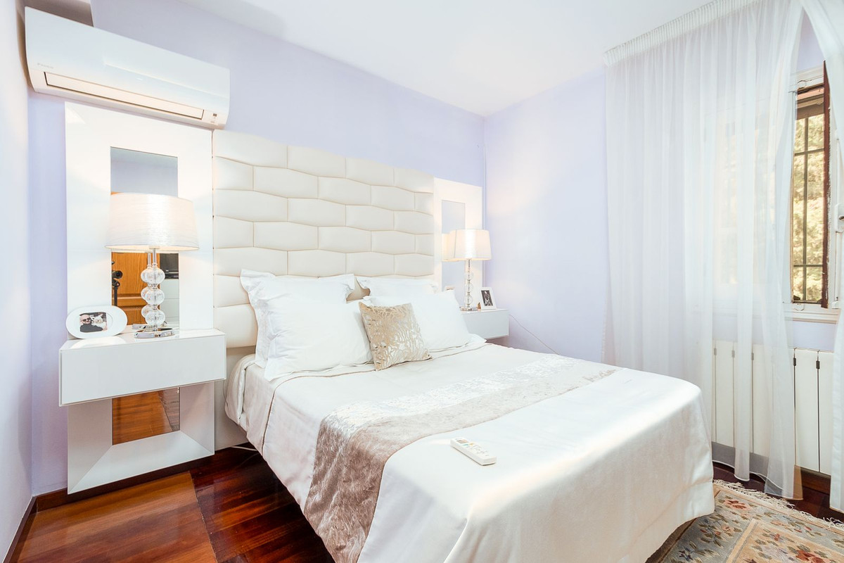 Se vende Villa - Chalet de 4 dormitorios en Costa Del Sol, Málaga, España