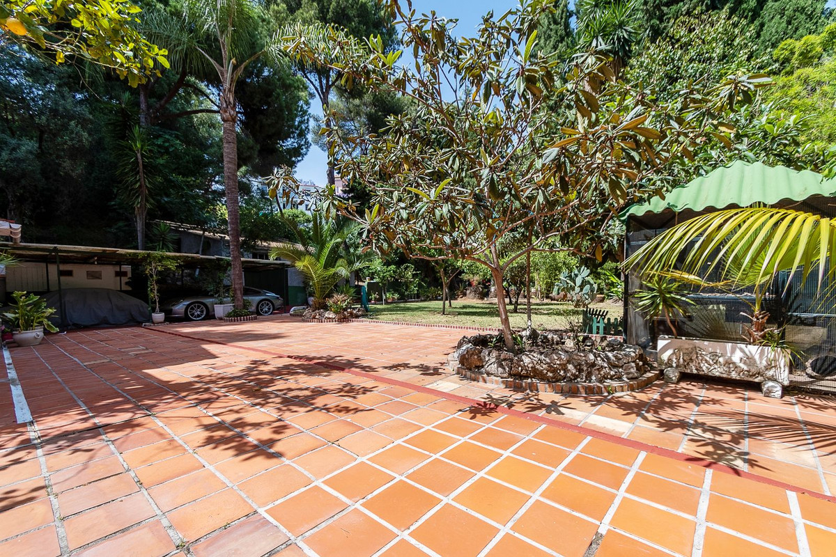 Se vende Villa - Chalet de 4 dormitorios en Costa Del Sol, Málaga, España