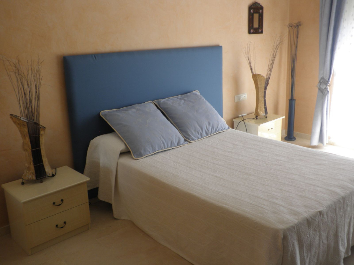 Se vende Adosada de 5 dormitorios en Costa Del Sol, Málaga, España