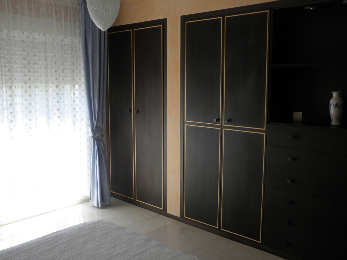 Se vende Adosada de 5 dormitorios en Costa Del Sol, Málaga, España