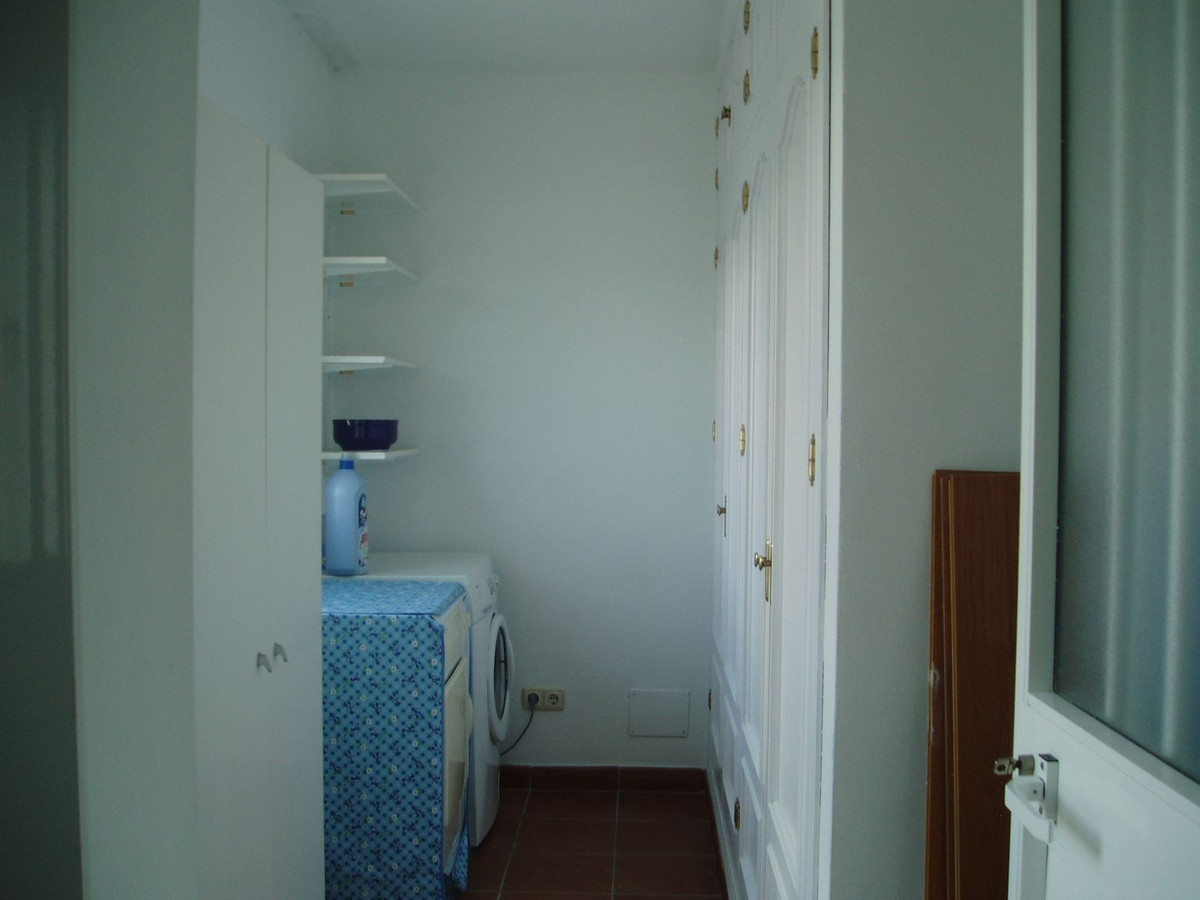 Se vende Adosada de 5 dormitorios en Costa Del Sol, Málaga, España