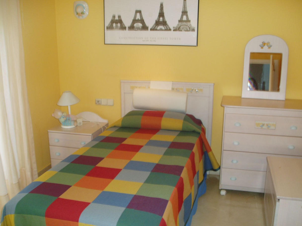 Se vende Adosada de 5 dormitorios en Costa Del Sol, Málaga, España