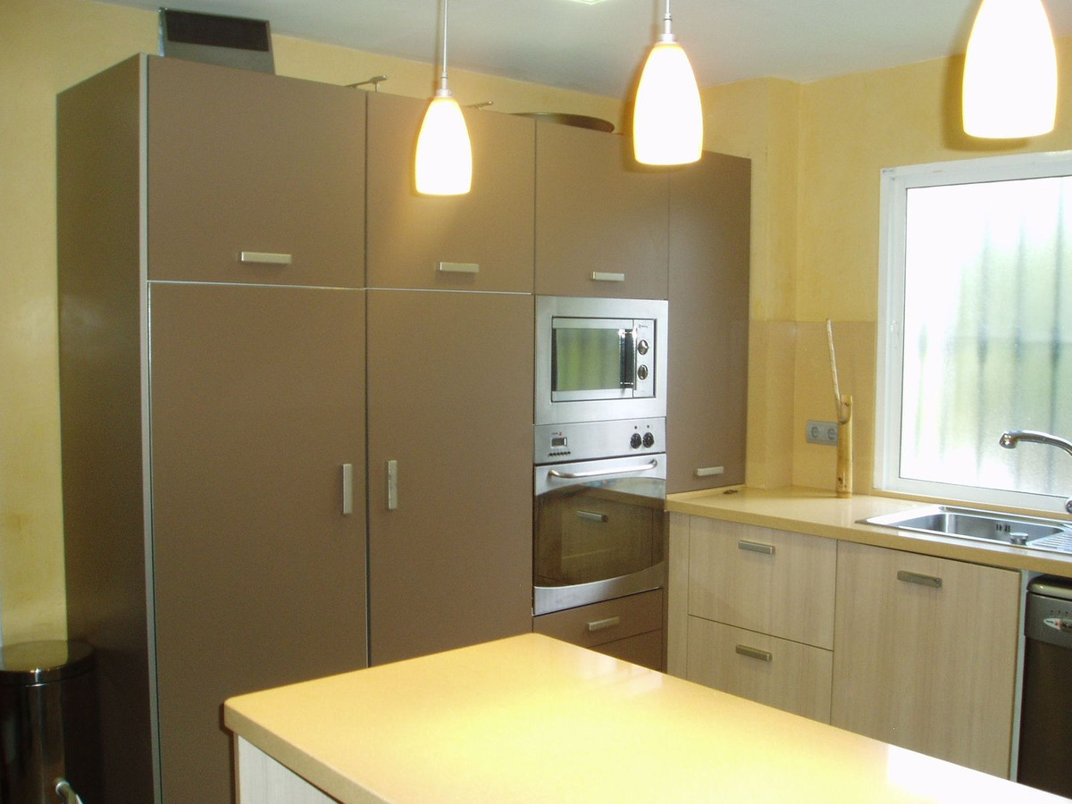 Se vende Adosada de 5 dormitorios en Costa Del Sol, Málaga, España